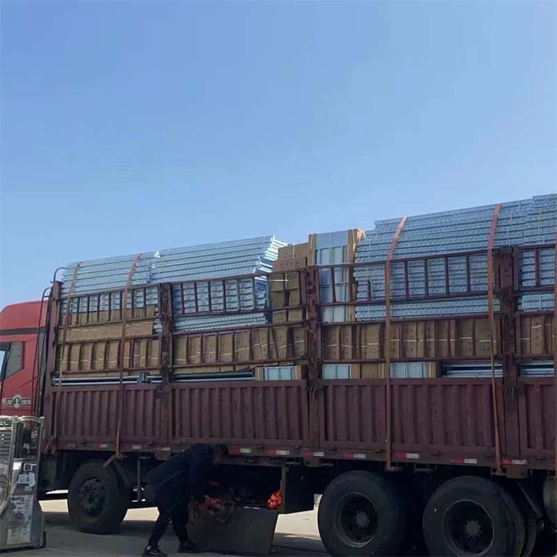 江西赣州龙南县到新疆阿勒泰富蕴县物流公司，一站式服务